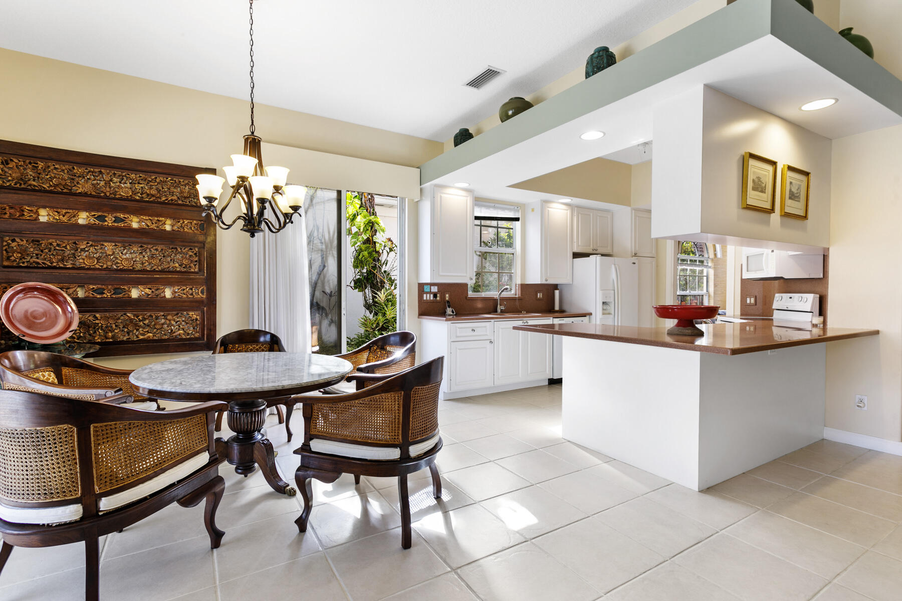 RIVERWALK 13 - Residential