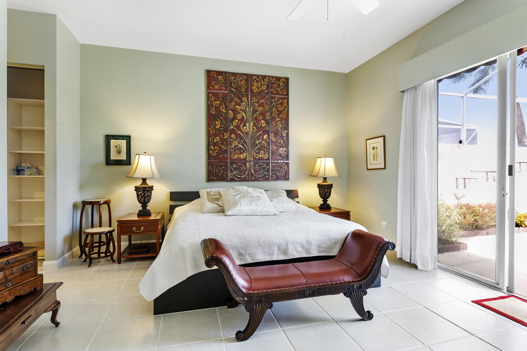 RIVERWALK 13 - Residential