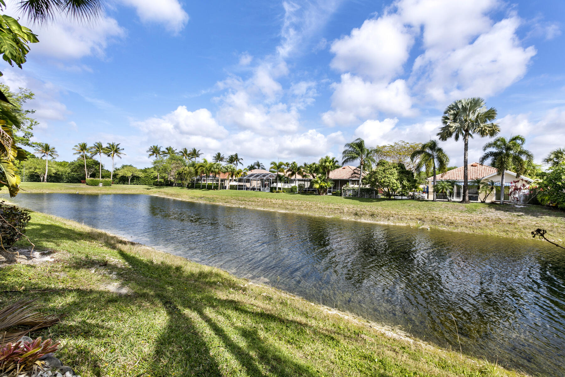 RIVERWALK 13 - Residential