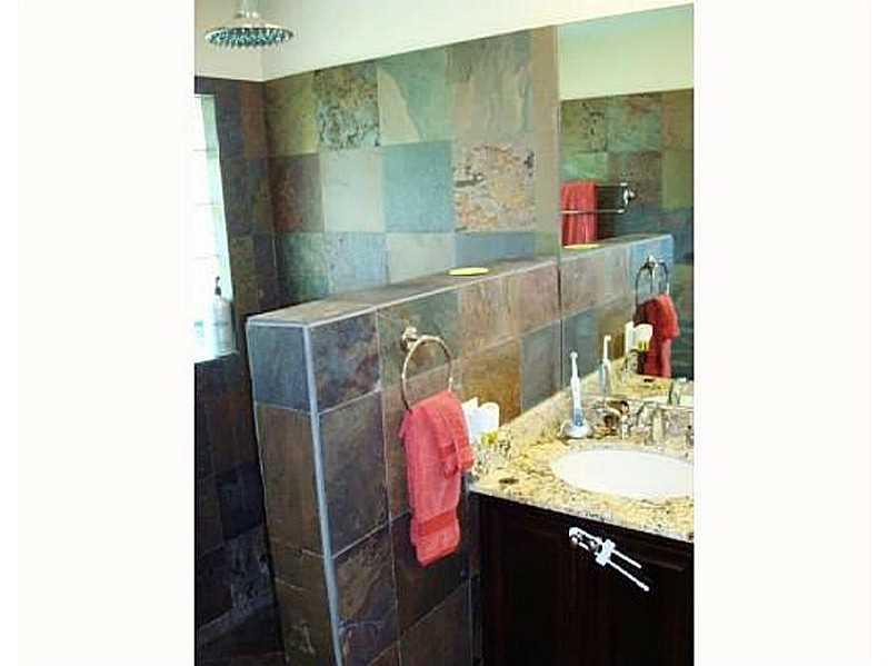 PINERIDGE - Residential