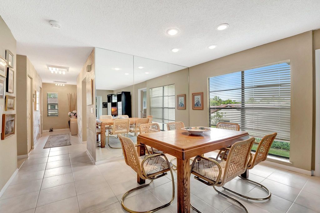 Photo of 21863 Arriba Real Real #8B, Boca Raton, FL 33433 (MLS # F10509573)