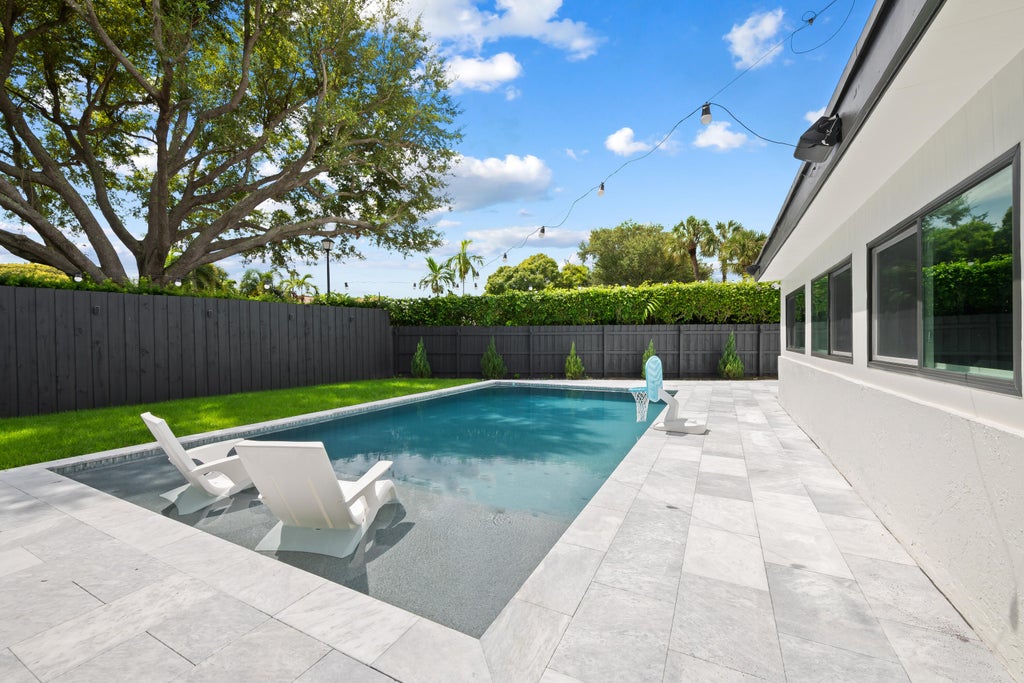Photo of 4080 NW 2ND Court, Delray Beach, FL 33445 (MLS # B26082008)