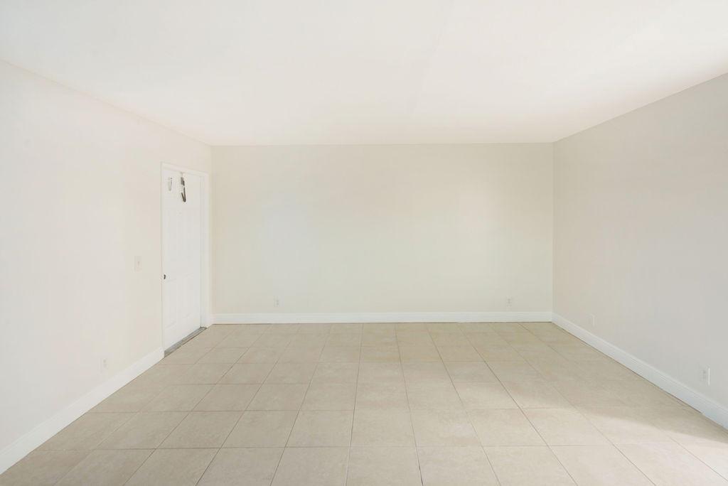 MEADOWS ON THE GREEN CONDO - Residential Lease