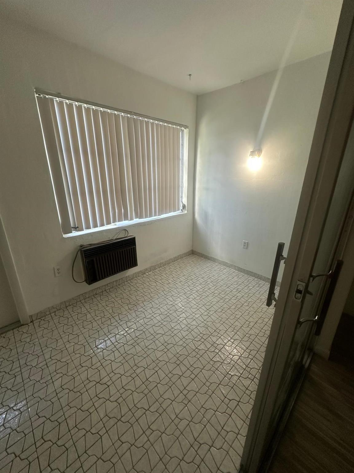 STAR LAKES ESTATES NO 8 C - Residential Lease