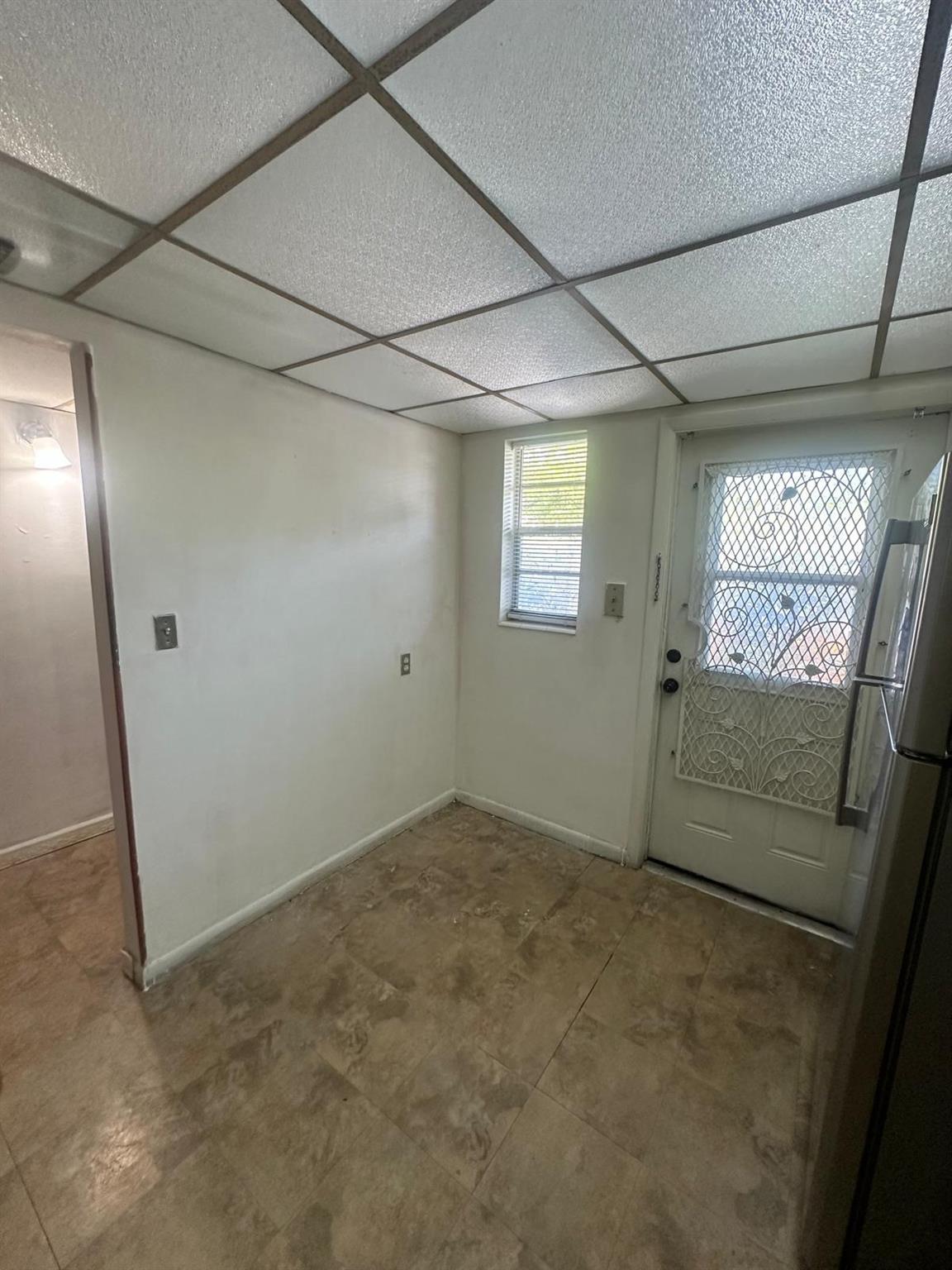 STAR LAKES ESTATES NO 8 C - Residential Lease