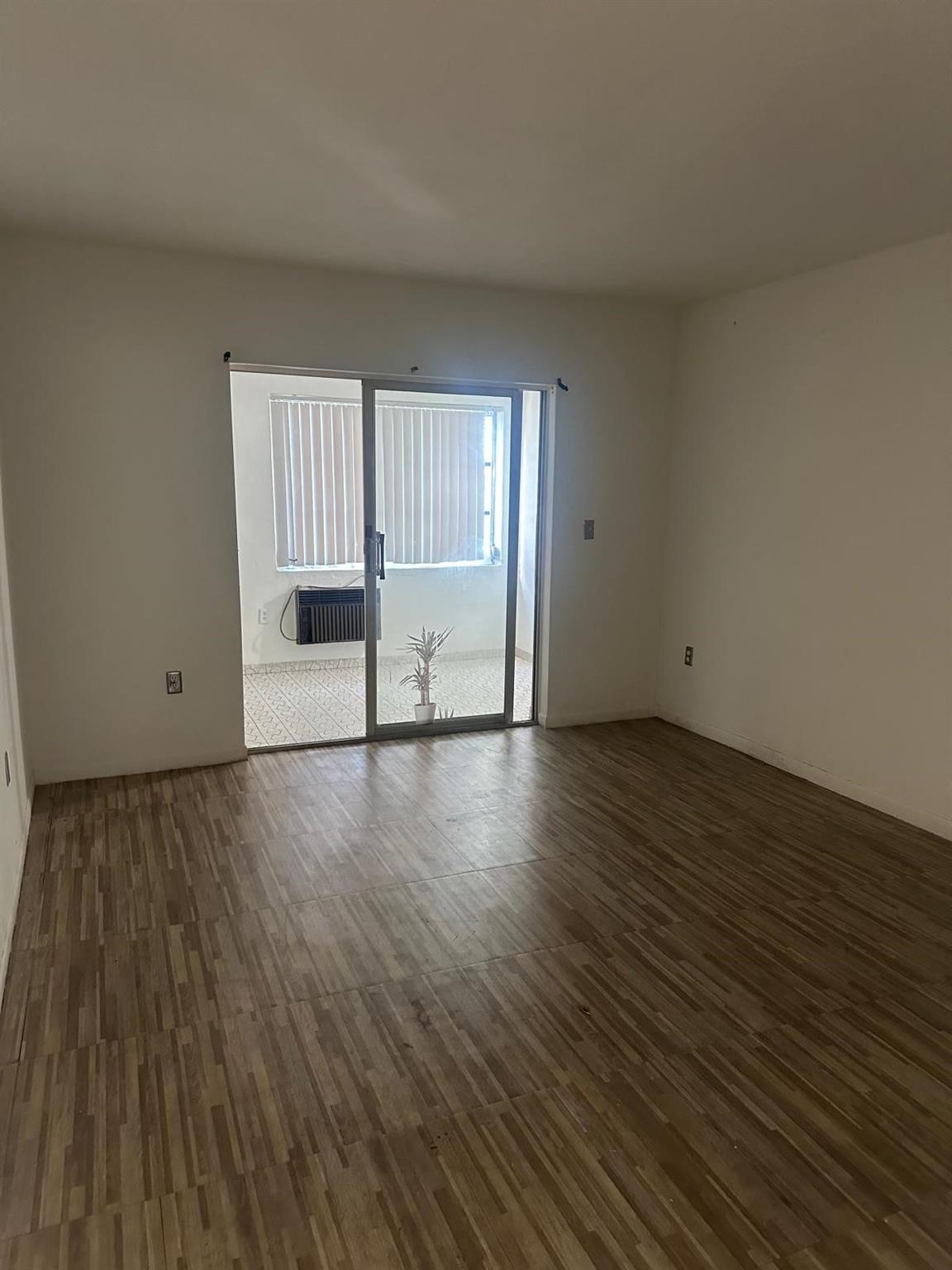STAR LAKES ESTATES NO 8 C - Residential Lease