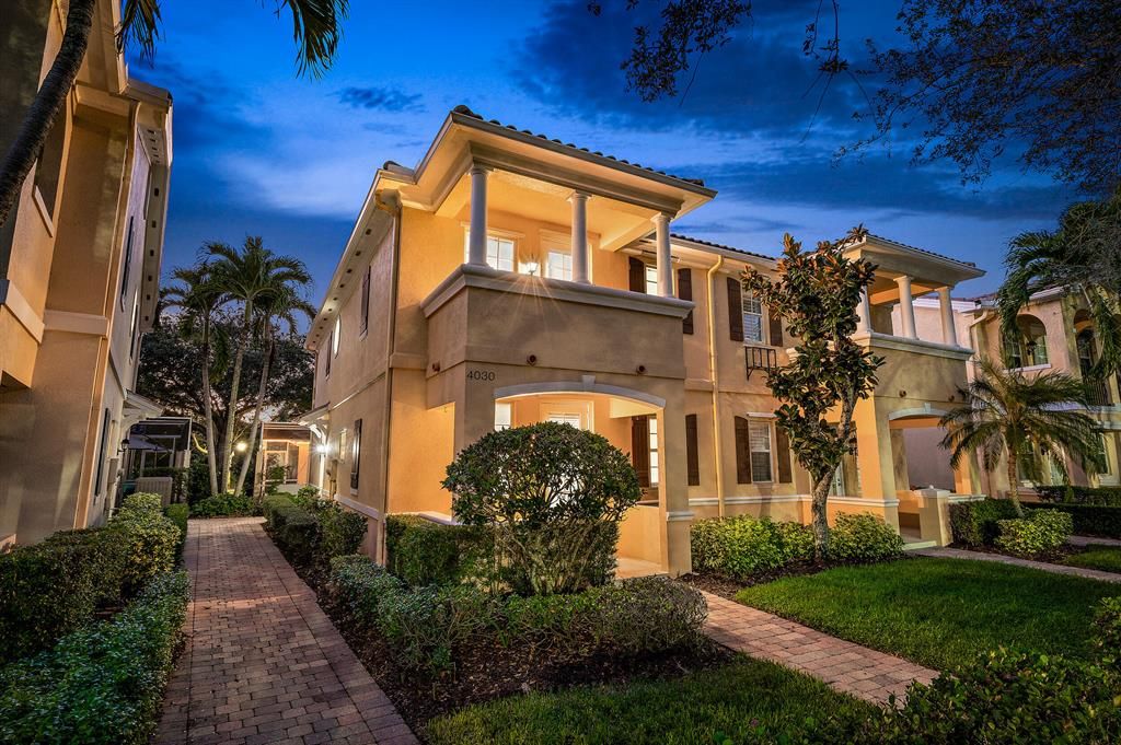 Photo of 4030 Parkside Drive, Jupiter, FL 33458 (MLS # R10752118)