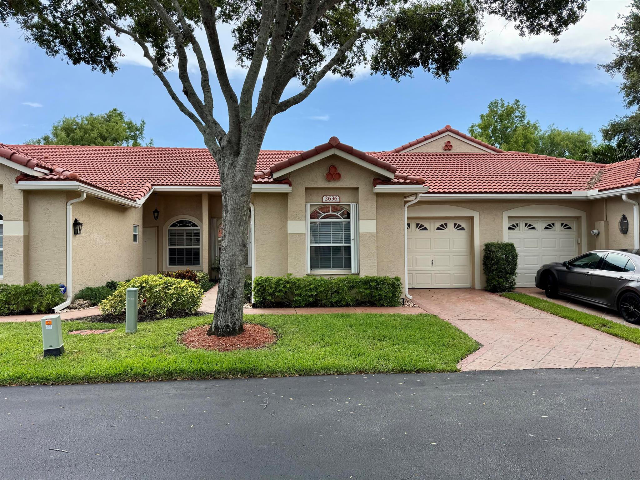 Discover this lakefront 2 bed, 2 bath villa in the highly sought-after Quail Run community in Boynton Beach, Florida. Featuring vaulted ceilings, an eat-in kitchen, and a bright open layout, this charming villa offers stunning lake views from a private screened-in patio--perfect for morning coffee. Enjoy resort-style amenities including a pool, fitness center, tennis, pickleball, clubhouse, walking trails, and a dog park. HOA includes landscaping, pest control, and cable with HBO. Just minutes to beaches, shopping, dining, and I-95. Live the sunny South Florida lifestyle today!