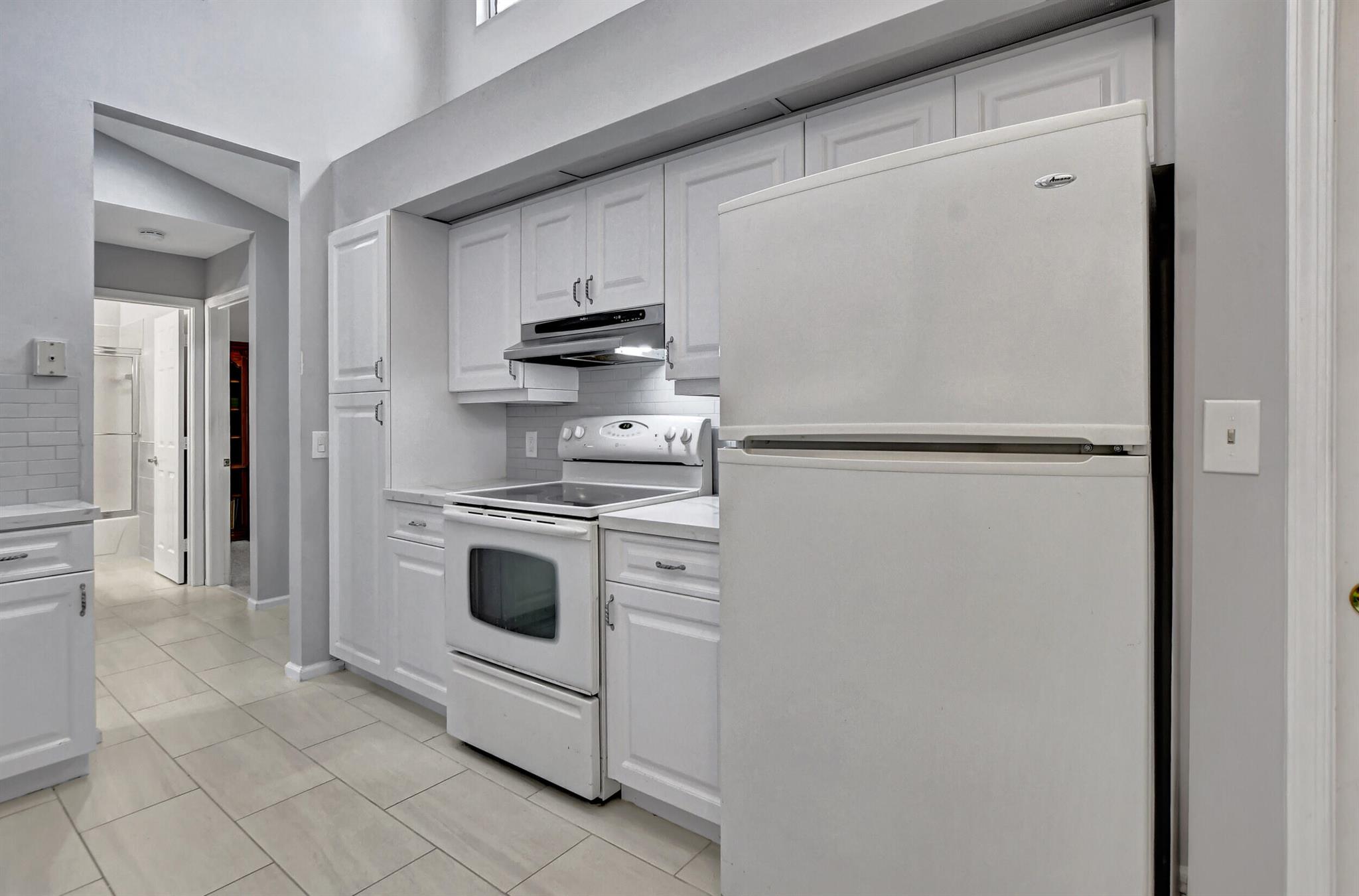 Meridiana at Boca Pointe - Residential