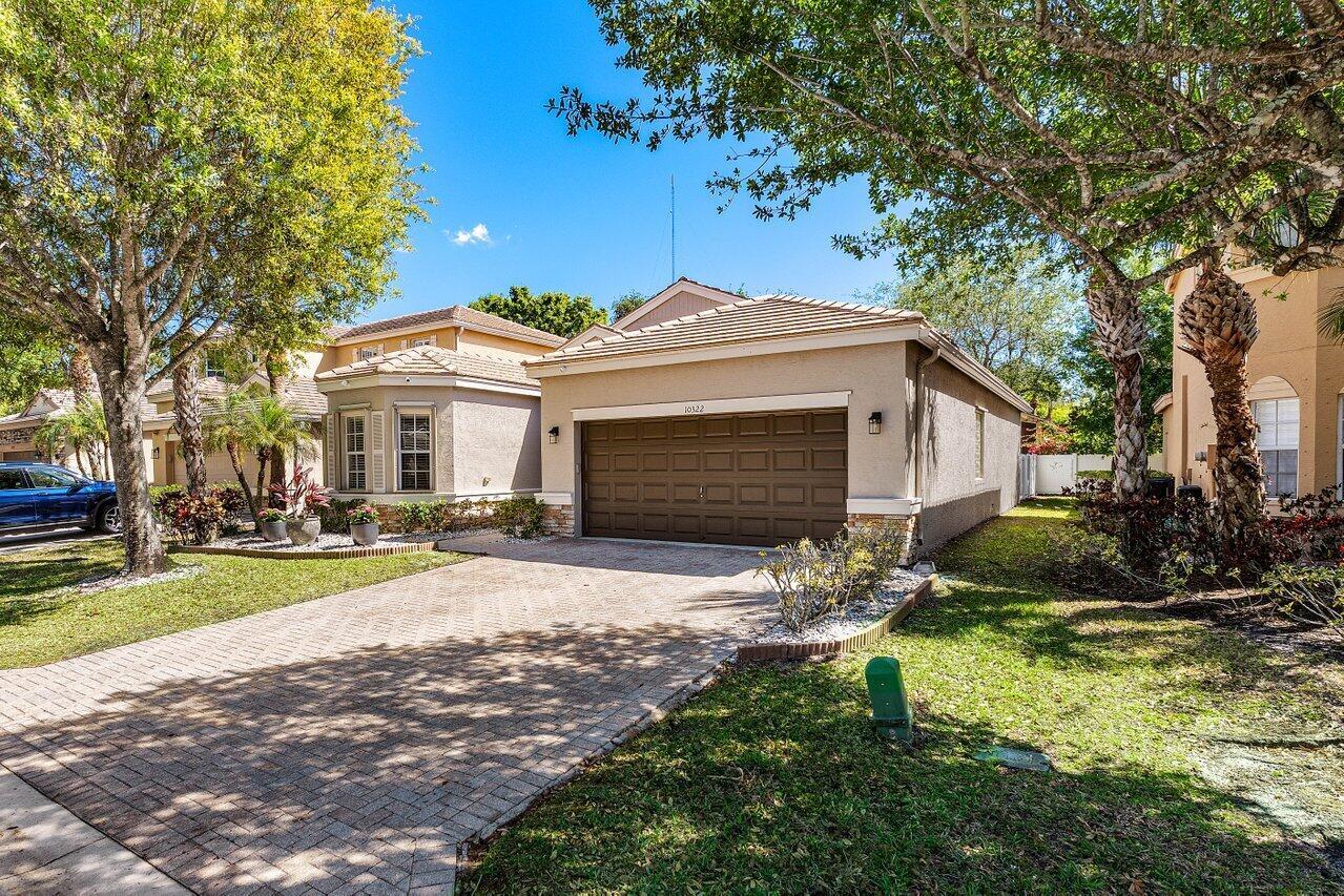 10322 Old Winston Court