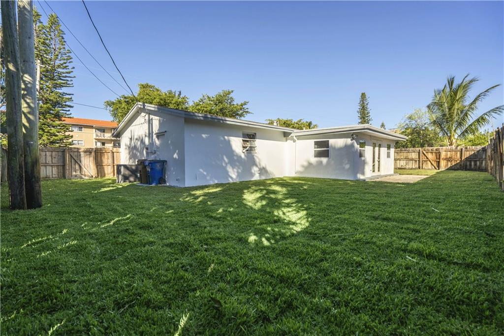 Floresta Estates 44-28 B - Residential