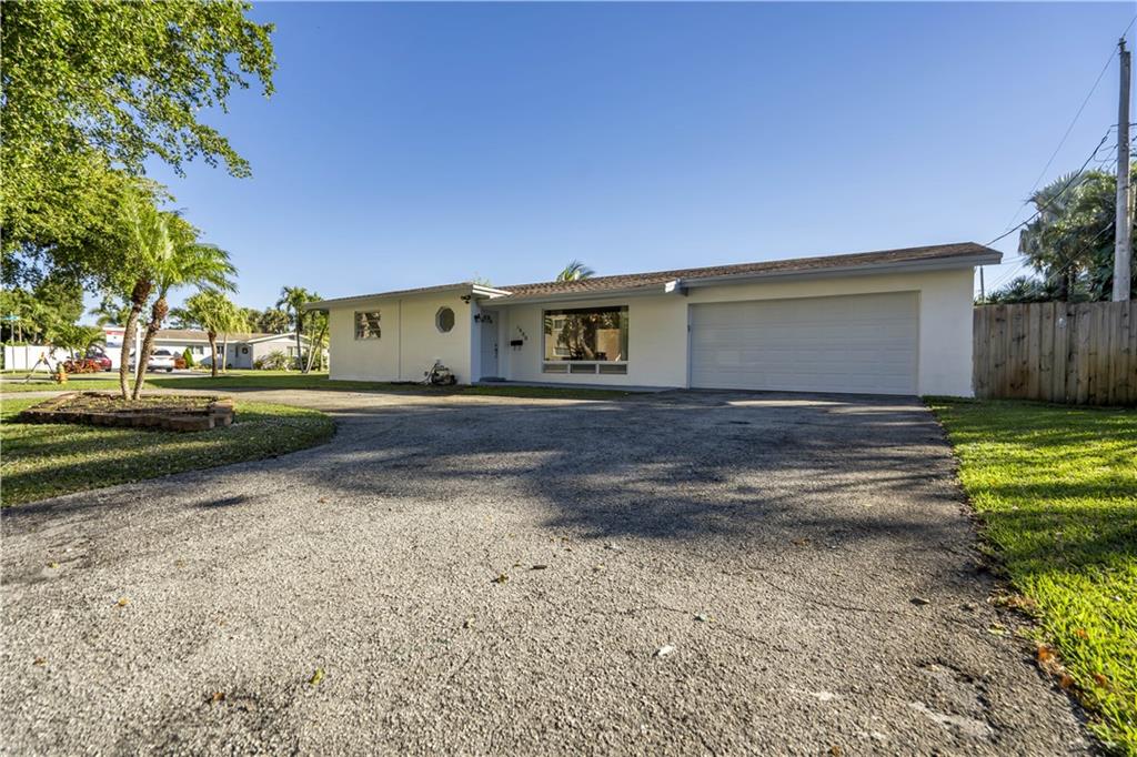 Floresta Estates 44-28 B - Residential