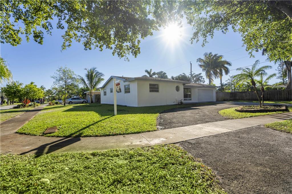 Floresta Estates 44-28 B - Residential