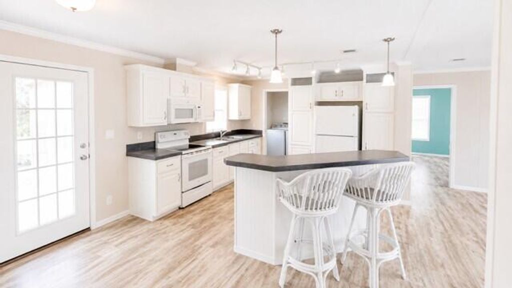 Photo of 7079 SE Bluebird Circle, Hobe Sound, FL 33455 (MLS # B26047236)