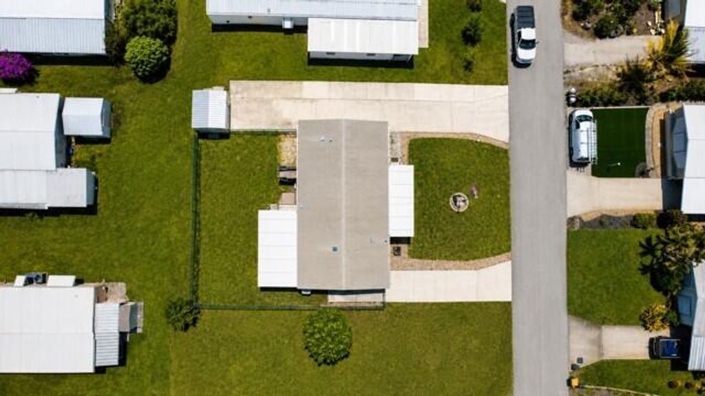 Photo of 7079 SE Bluebird Circle, Hobe Sound, FL 33455 (MLS # B26047236)