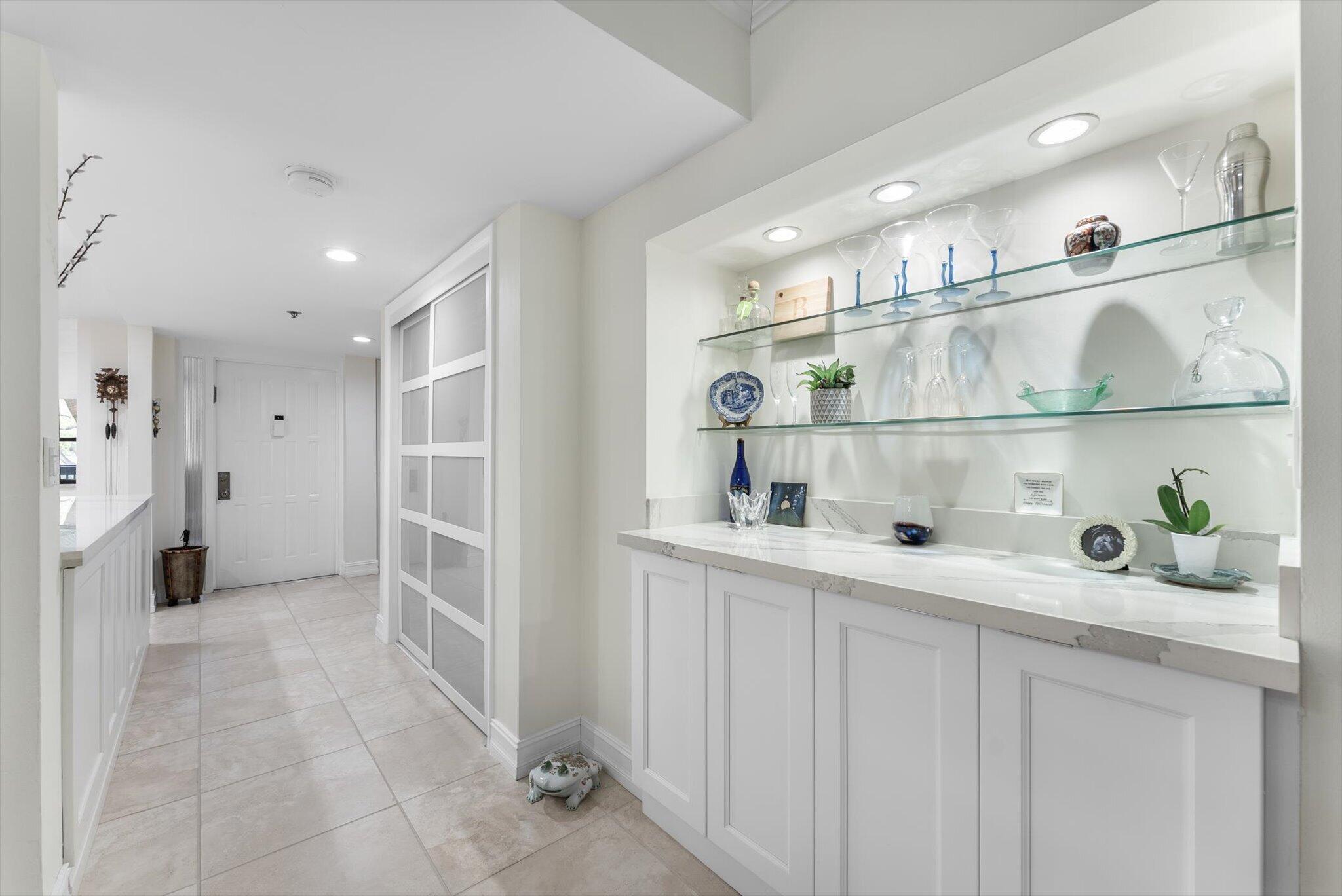 GLENS CONDO - Residential