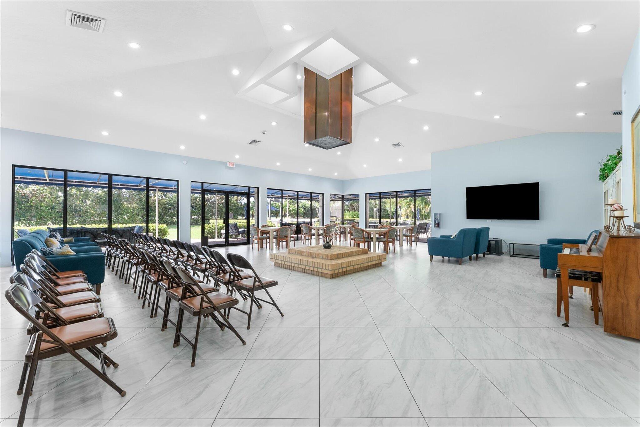 GLENS CONDO - Residential