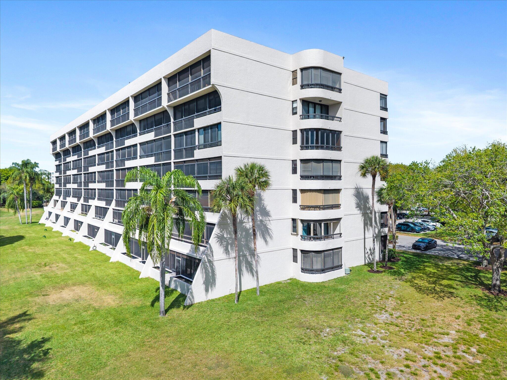 GLENS CONDO - Residential