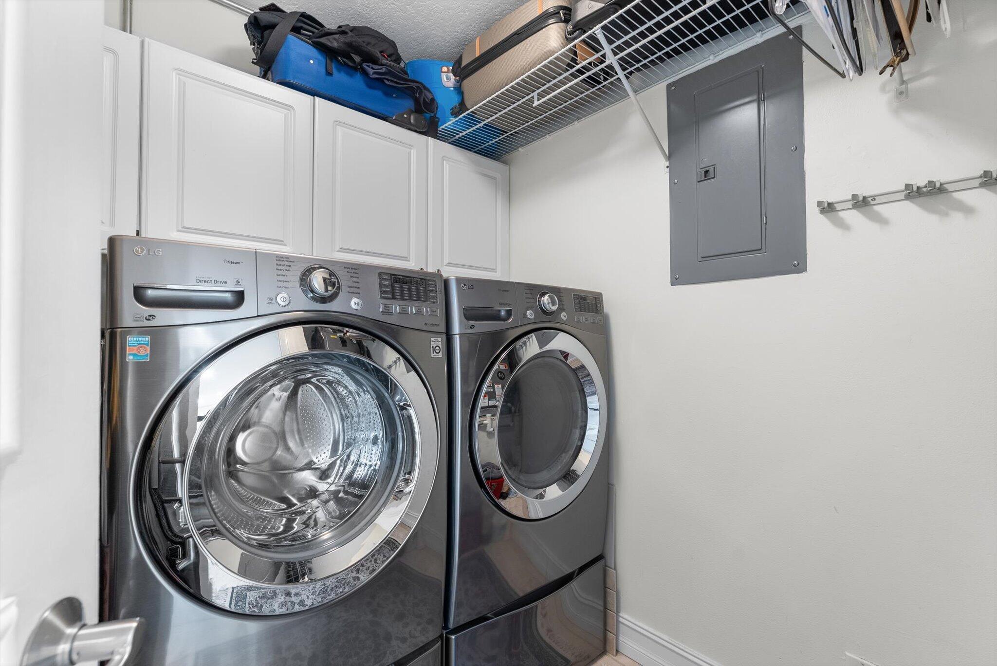 GLENS CONDO - Residential