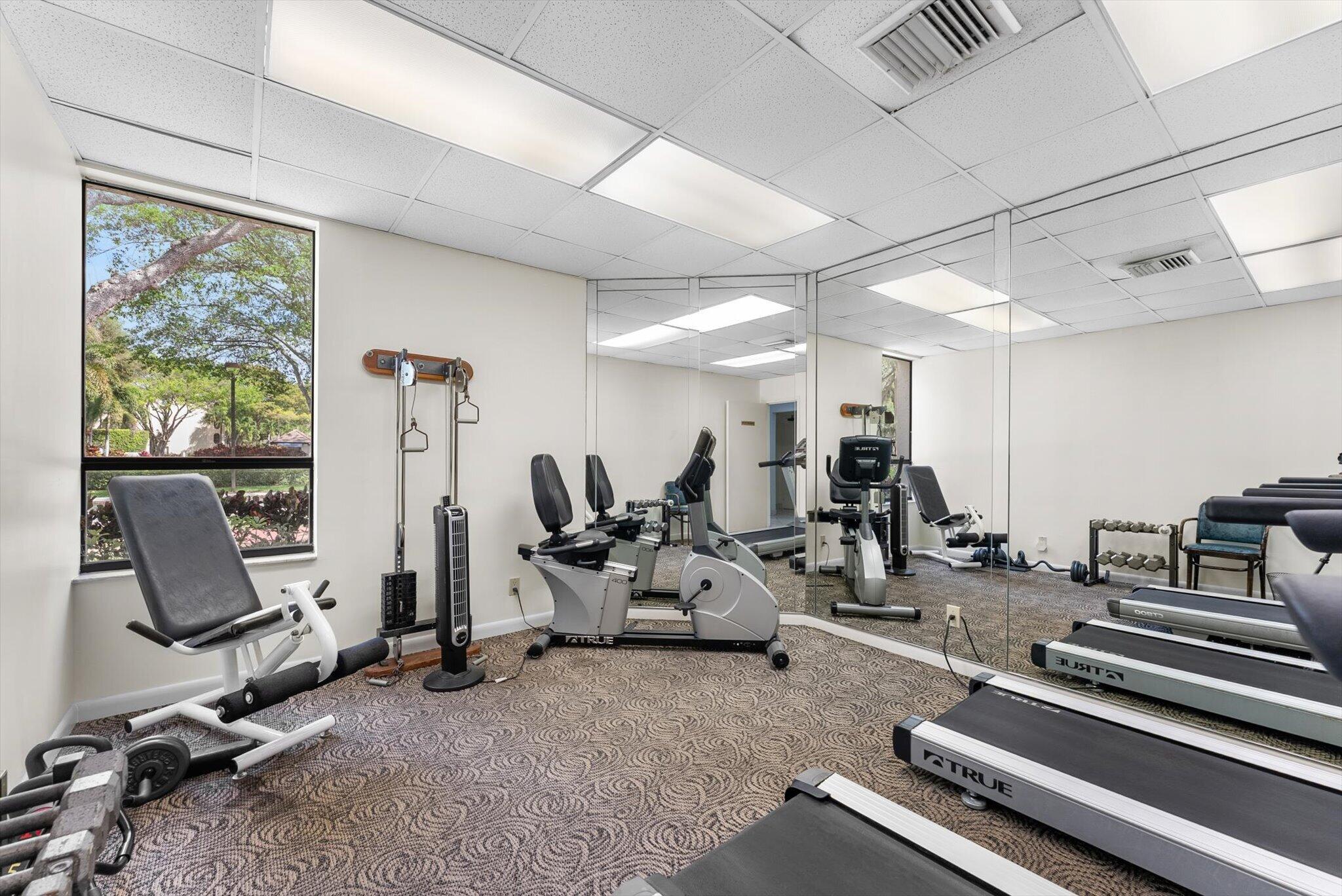 GLENS CONDO - Residential