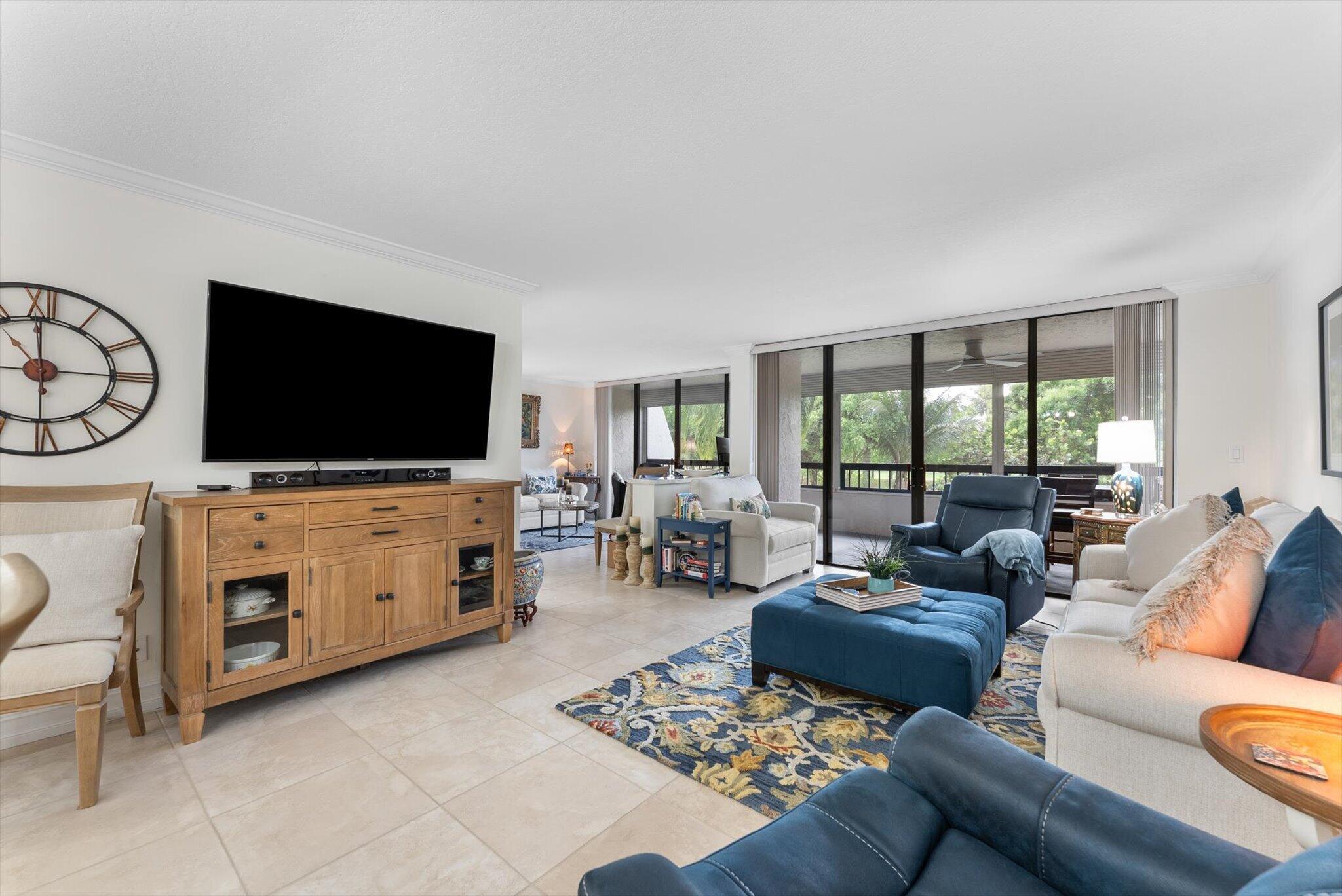 GLENS CONDO - Residential