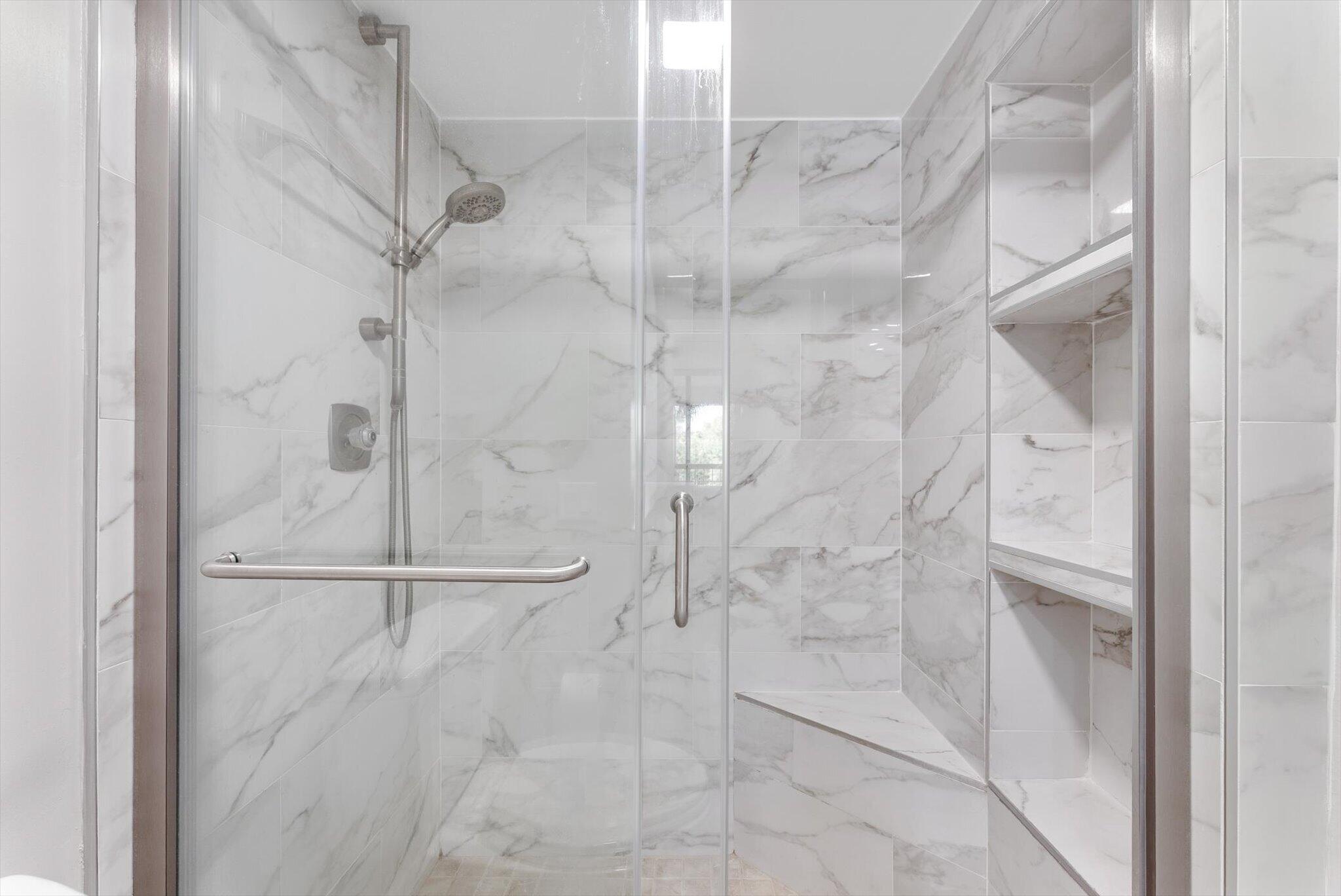 GLENS CONDO - Residential