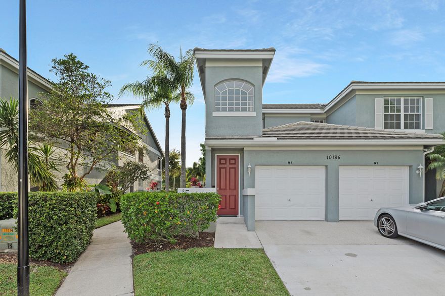 Beautifully reconstructed 2,267 sq/ft condo. This condo presents 30x30 white porcelain tiles throughout the entire place, beautiful new stainless steel appliance, cathedral ceilings, new washer/dryer, sliding glass doors in the solariam/diningroom, center island, new LED lighting, beautiful double shower in the master bathroom and so much more. Wycliffe has completed its 18 million + dollar renovation, including a state of the art spa and fitness center, 14 tennis courts, pickleball, card rooms, two(2) 18 hole golf courses, Olympic size swimming pool, besides an independent pool at the Andover section. The HOA fees include roof replacement if needed, plus the insurance on the building, WiFi, security system, landscaping, cablevision, painting of the building on a 5 year basis.