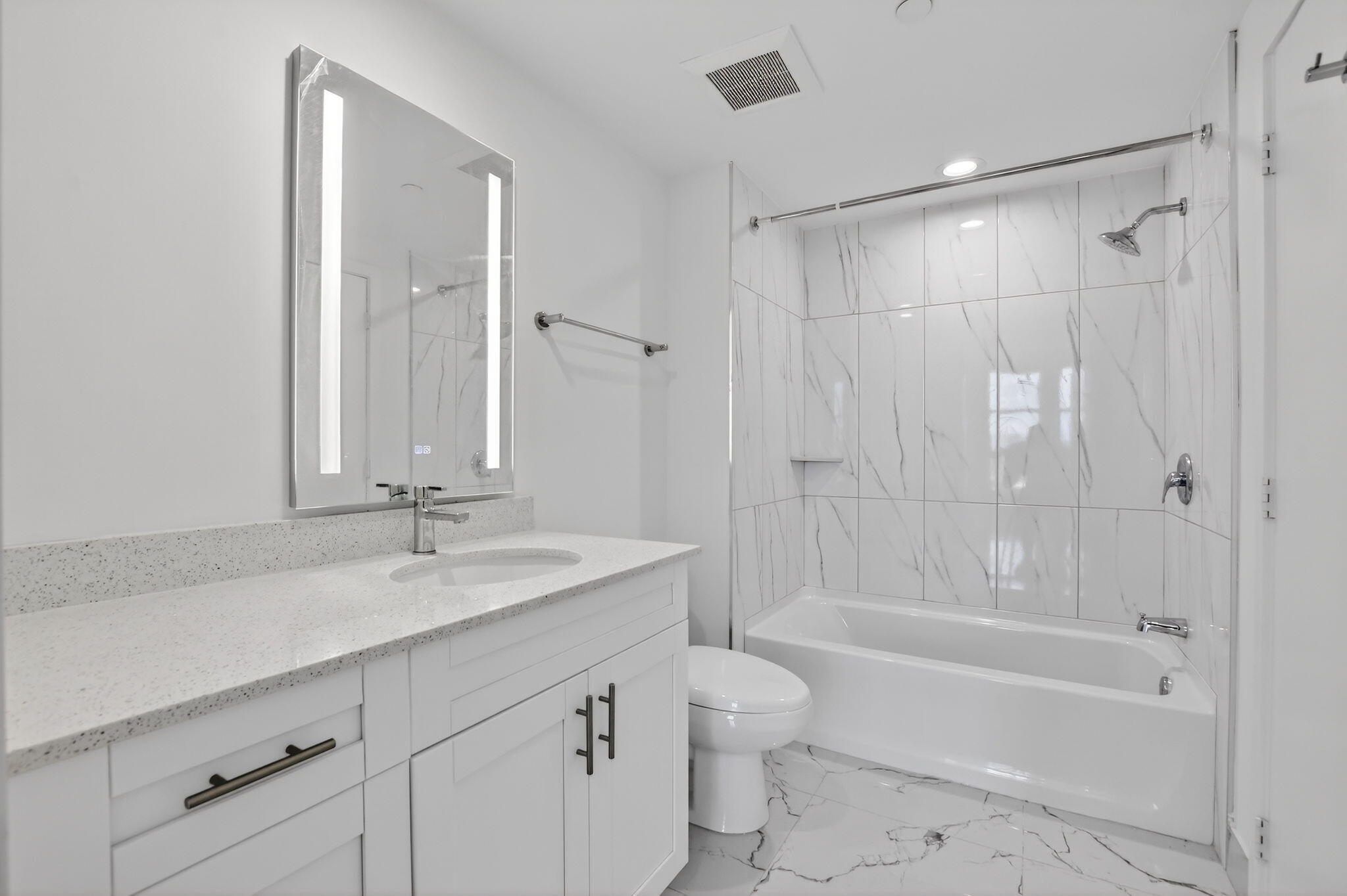 BOCA VILLA APTS - Residential Lease