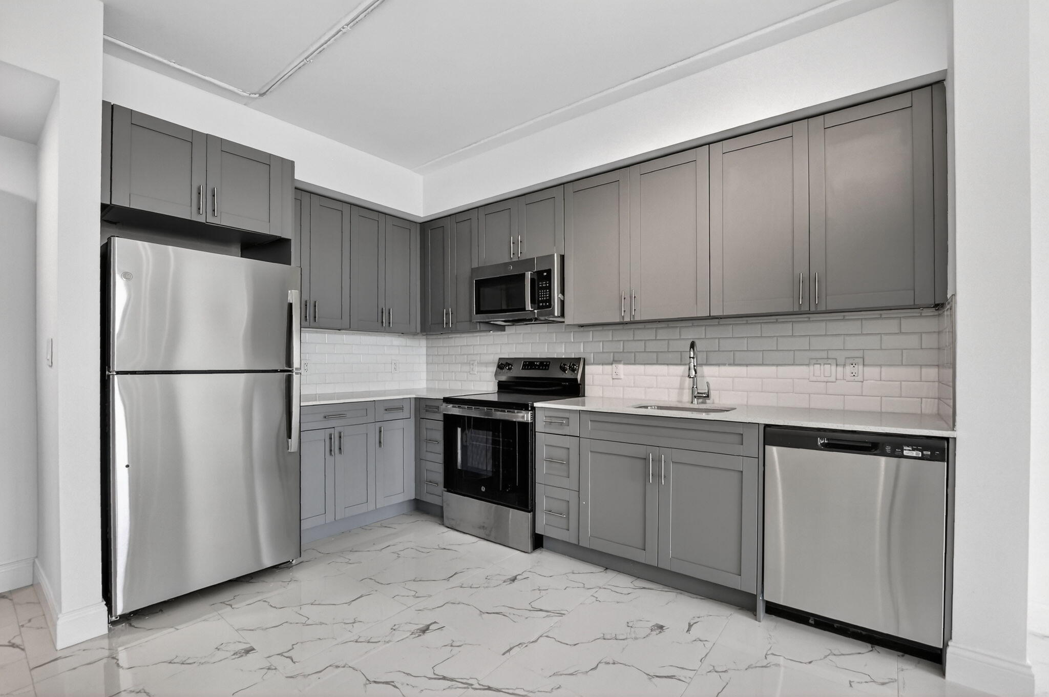 BOCA VILLA APTS - Residential Lease