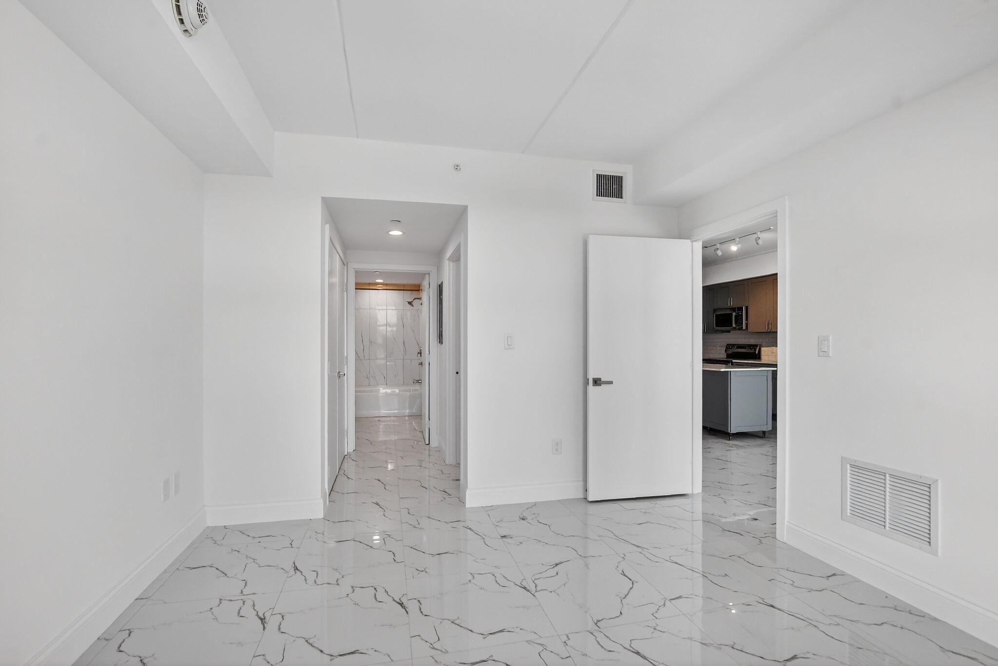 BOCA VILLA APTS - Residential Lease