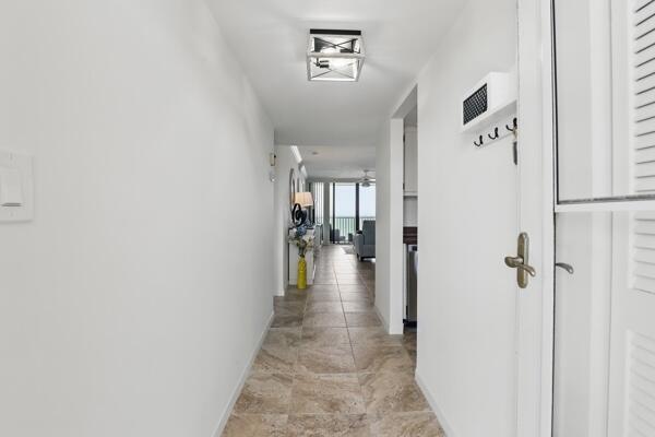 3200 N HIGHWAY A1A 1208