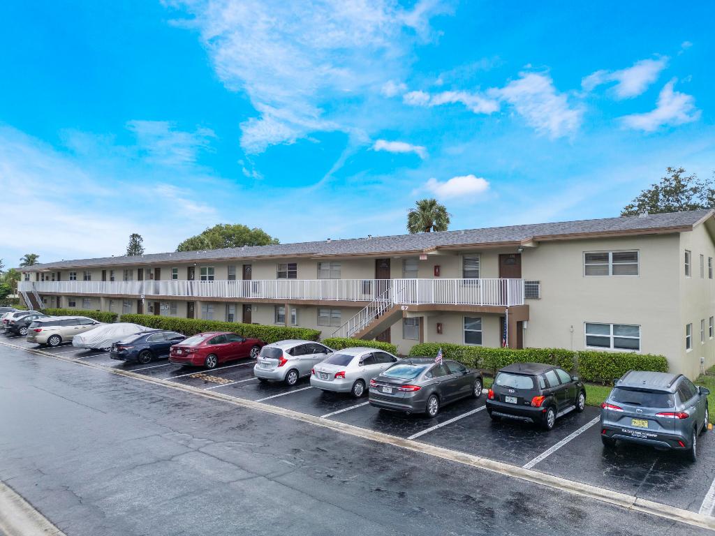 ORIOLE GARDENS TWO 67 CONDO - Residential