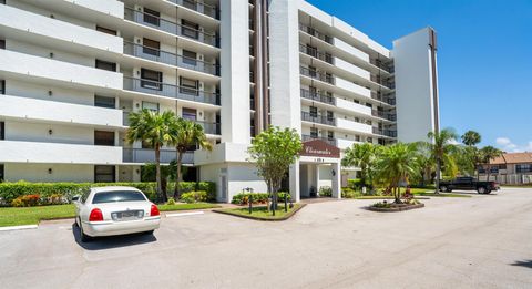 A home in Deerfield Beach