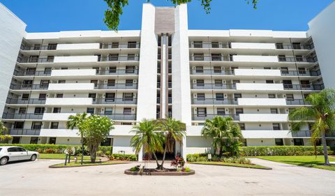 A home in Deerfield Beach