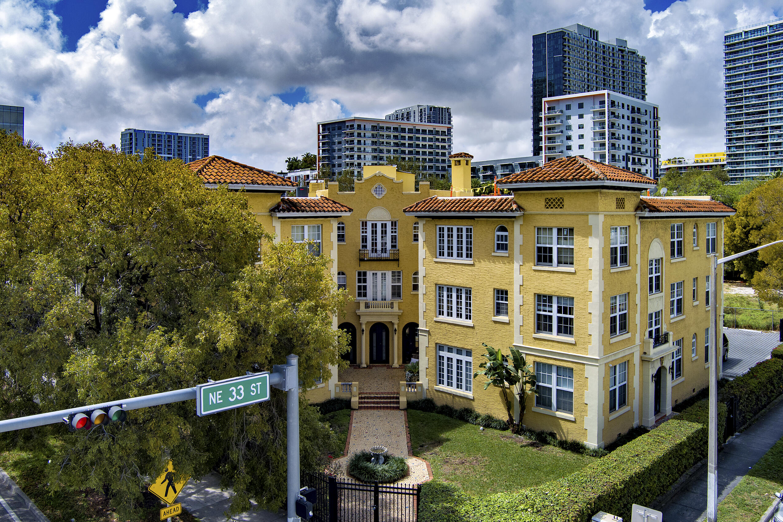 BEVERLY TERRACE MANOR CONDO - Residential