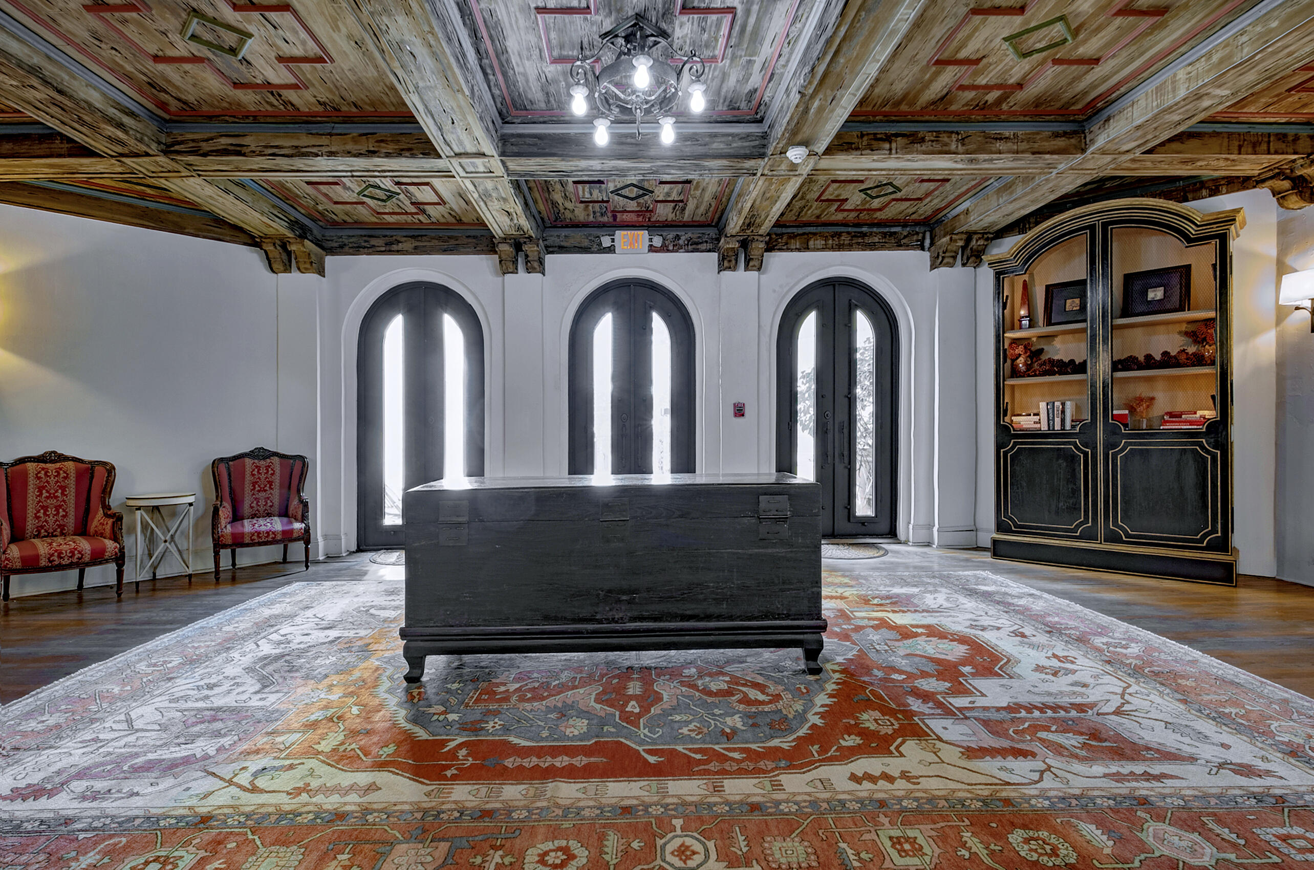 BEVERLY TERRACE MANOR CONDO - Residential