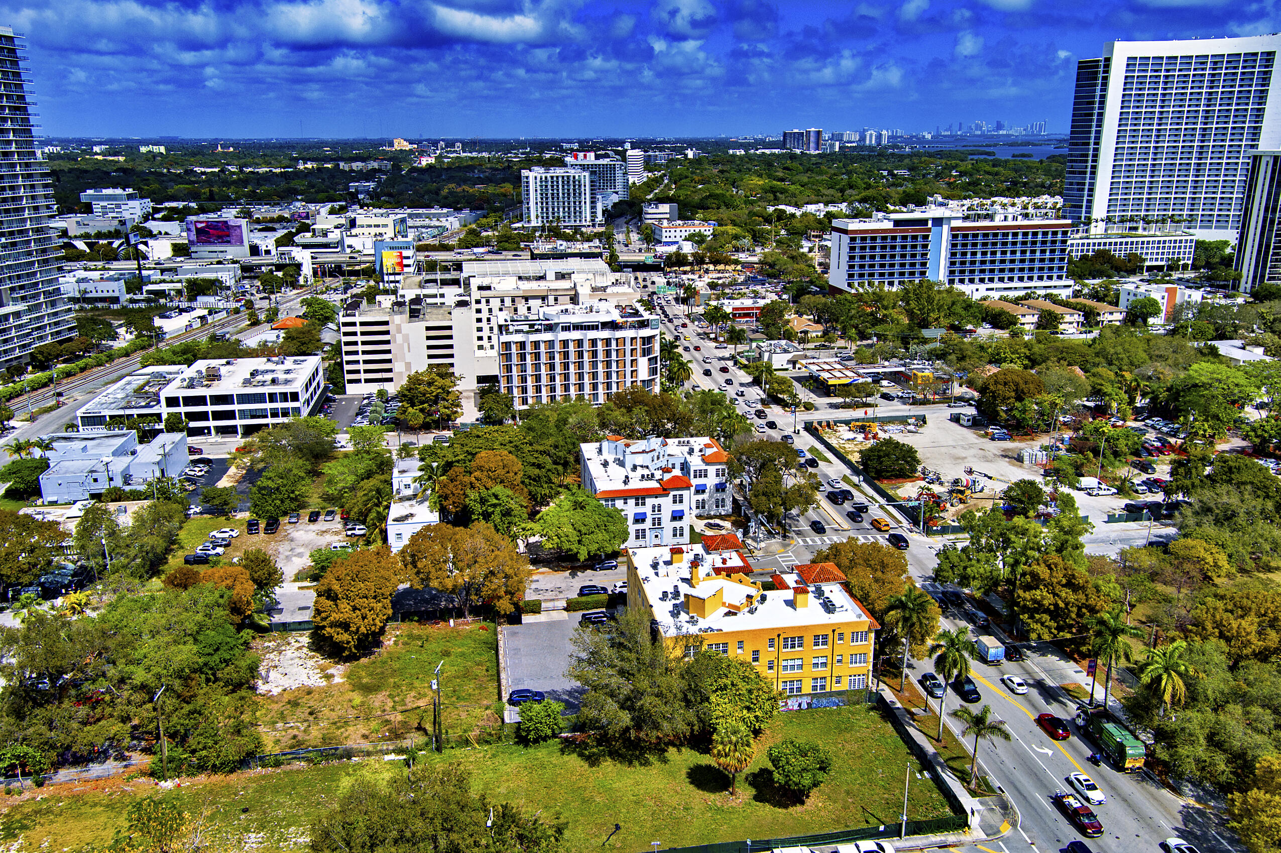 BEVERLY TERRACE MANOR CONDO - Residential