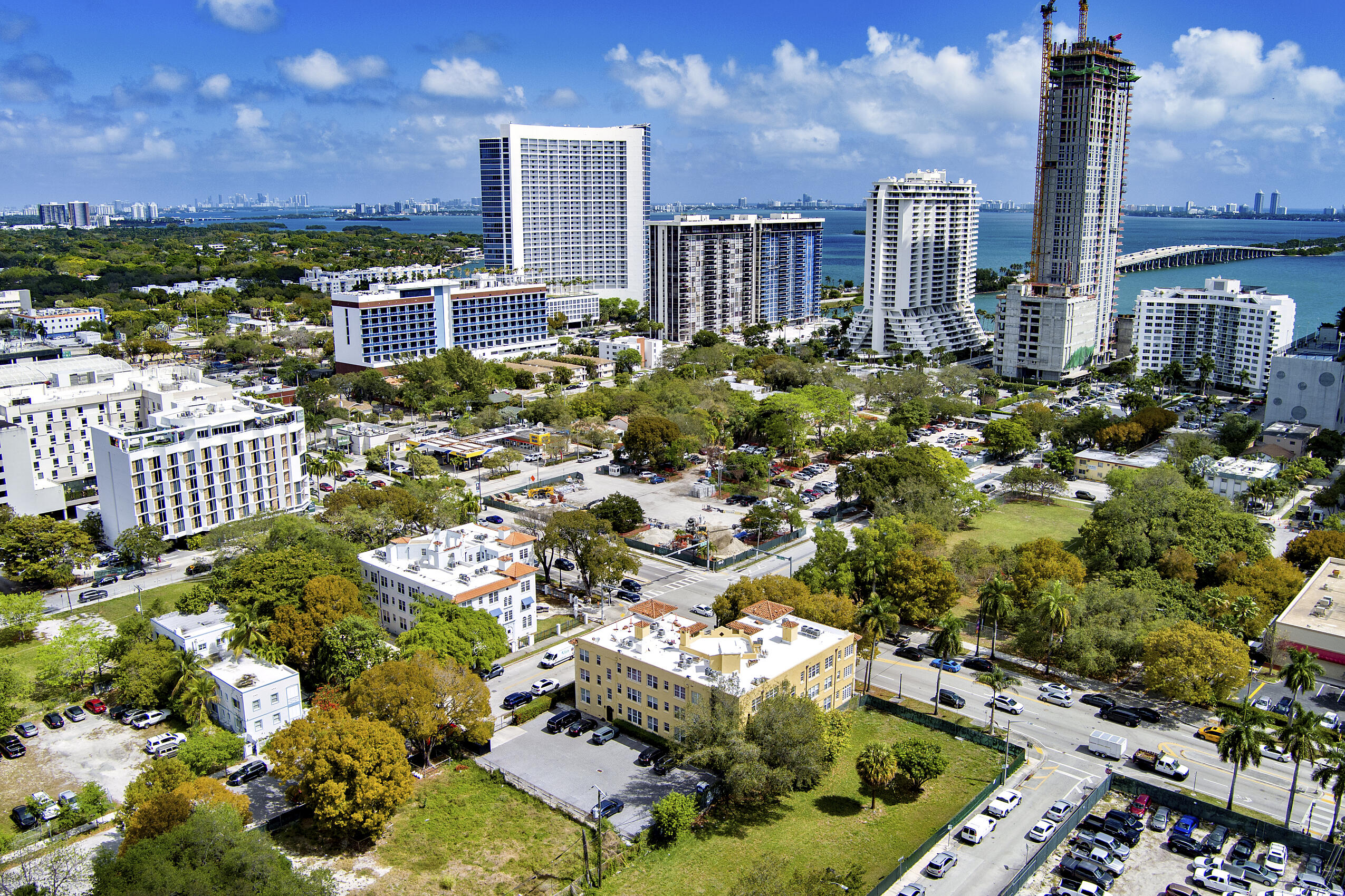 BEVERLY TERRACE MANOR CONDO - Residential
