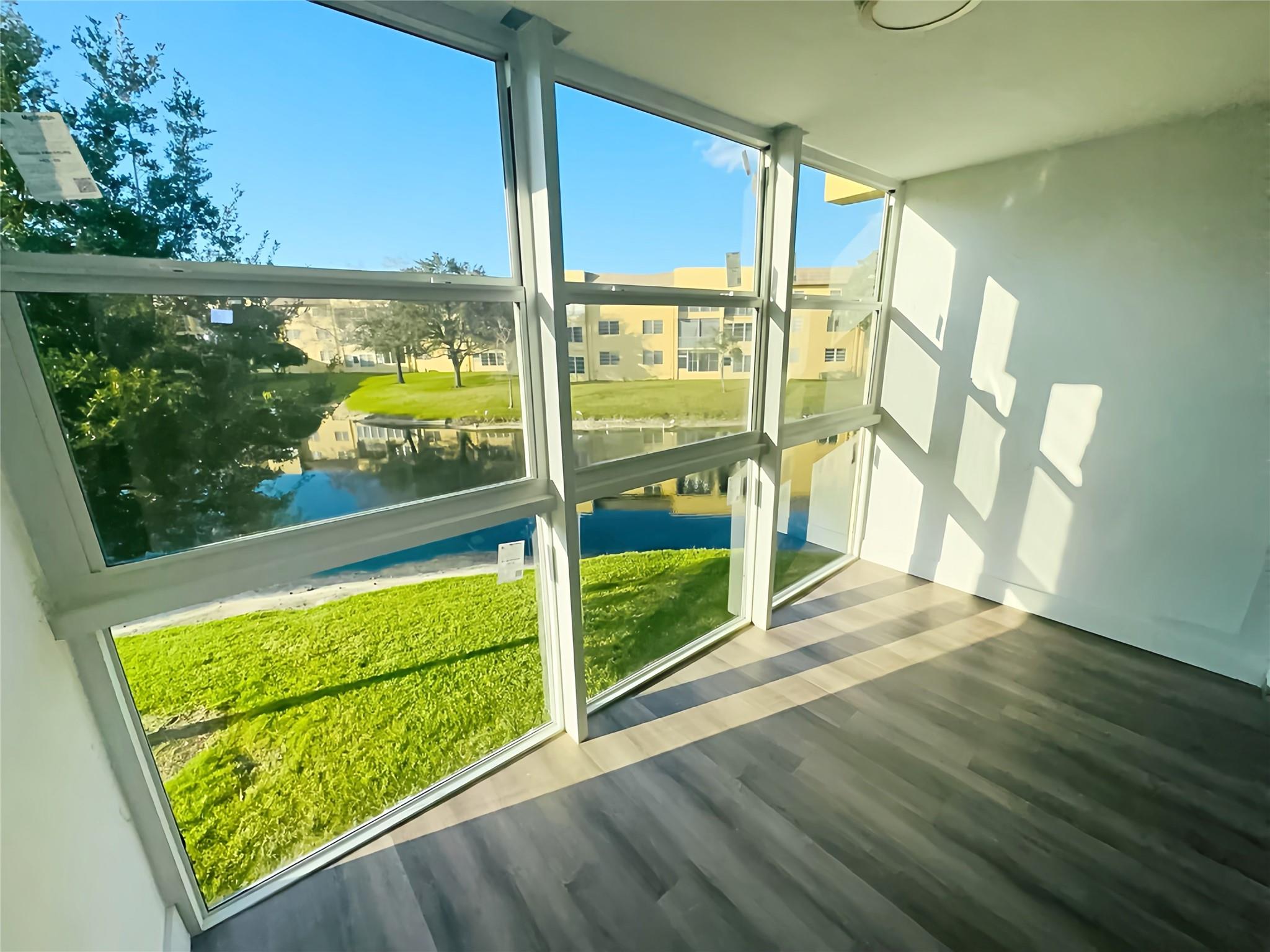 Bermuda Club - Residential