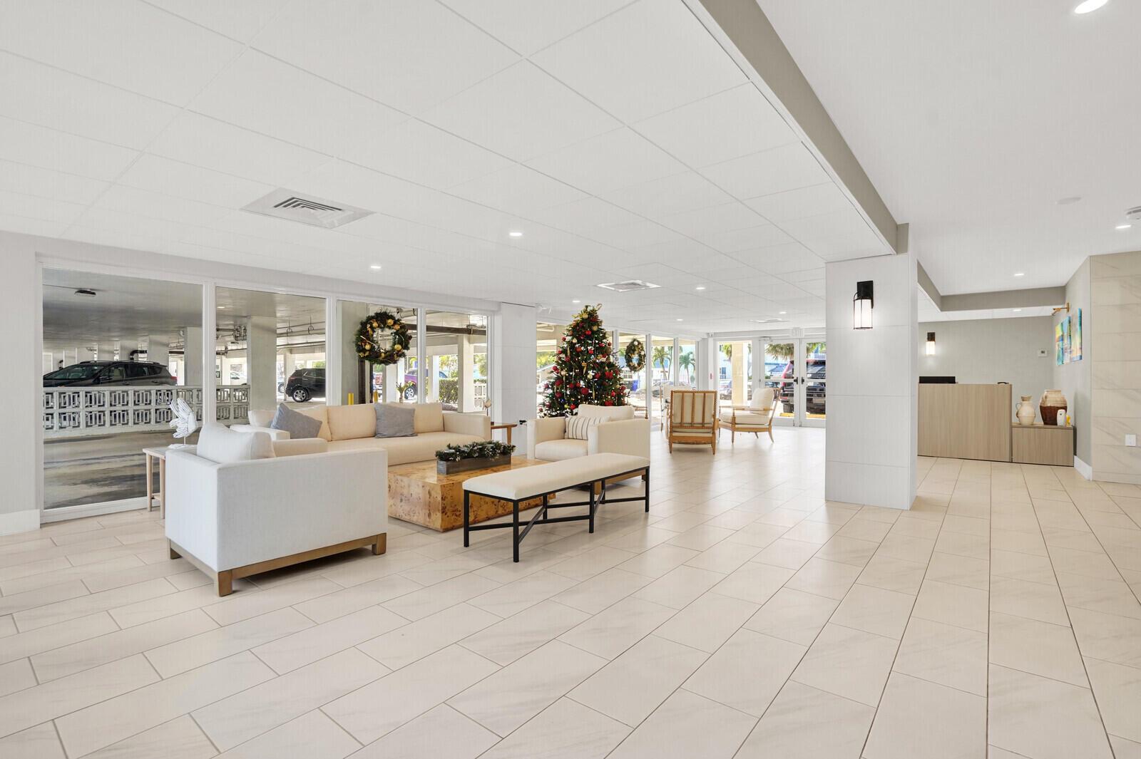 LEISURE MAR CONDO - Residential