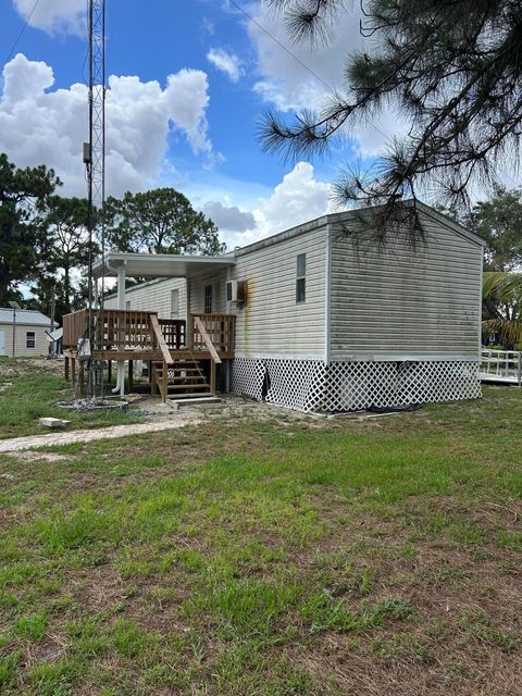 A home in Clewiston