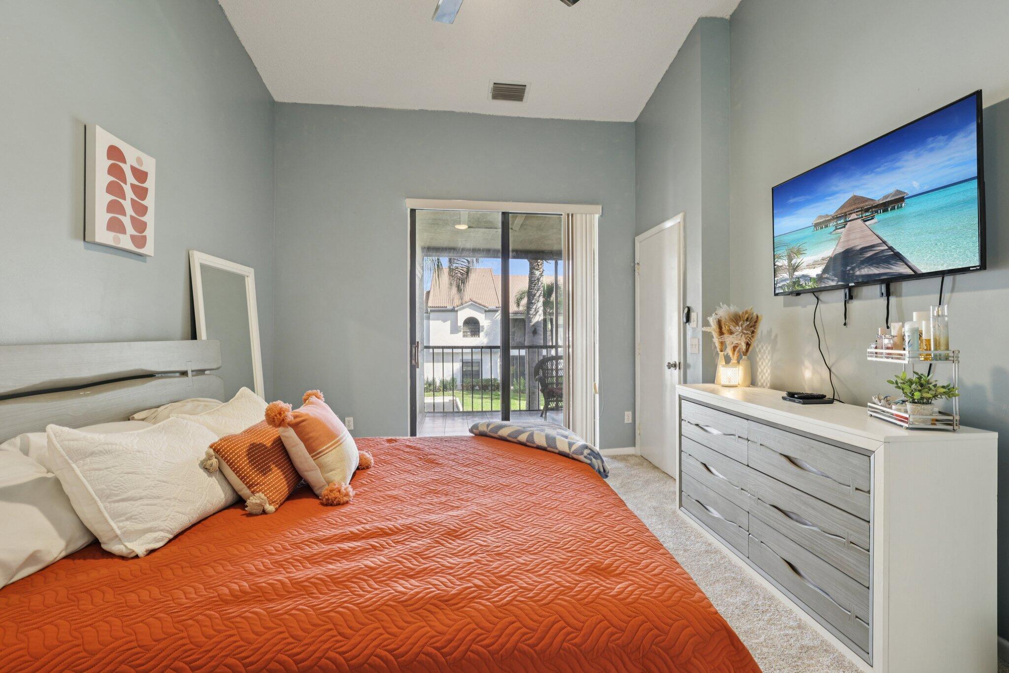 ALEXANDRA VILLAGE CONDO - Residential