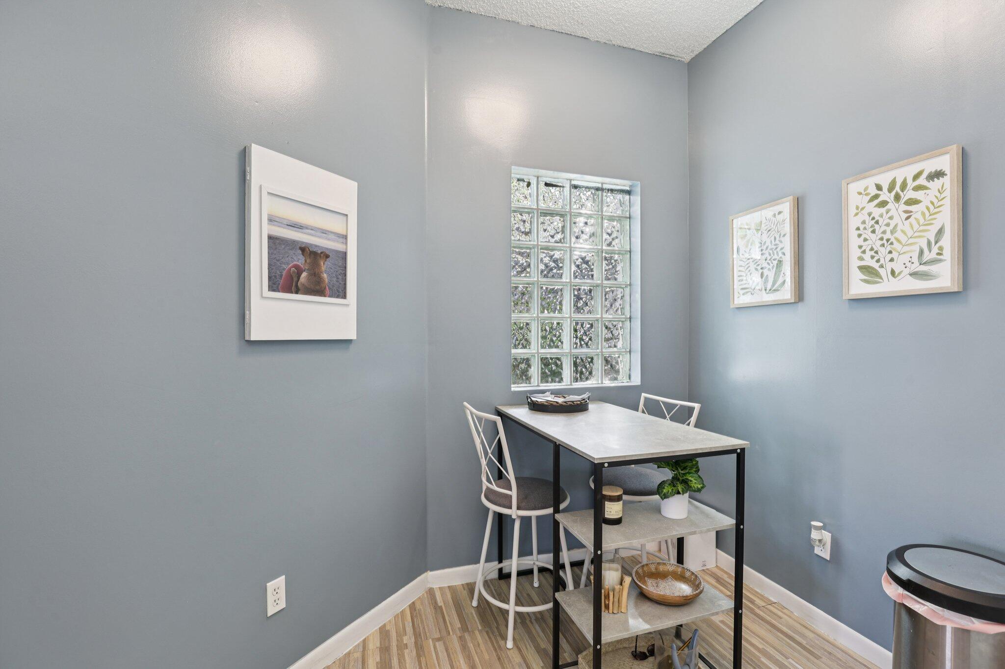 ALEXANDRA VILLAGE CONDO - Residential