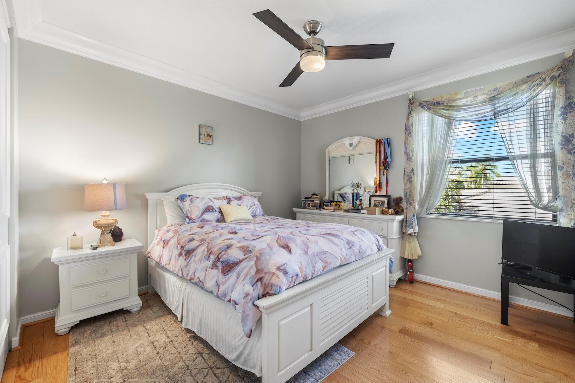 ISLES AT WELLINGTON 4 - Residential Lease