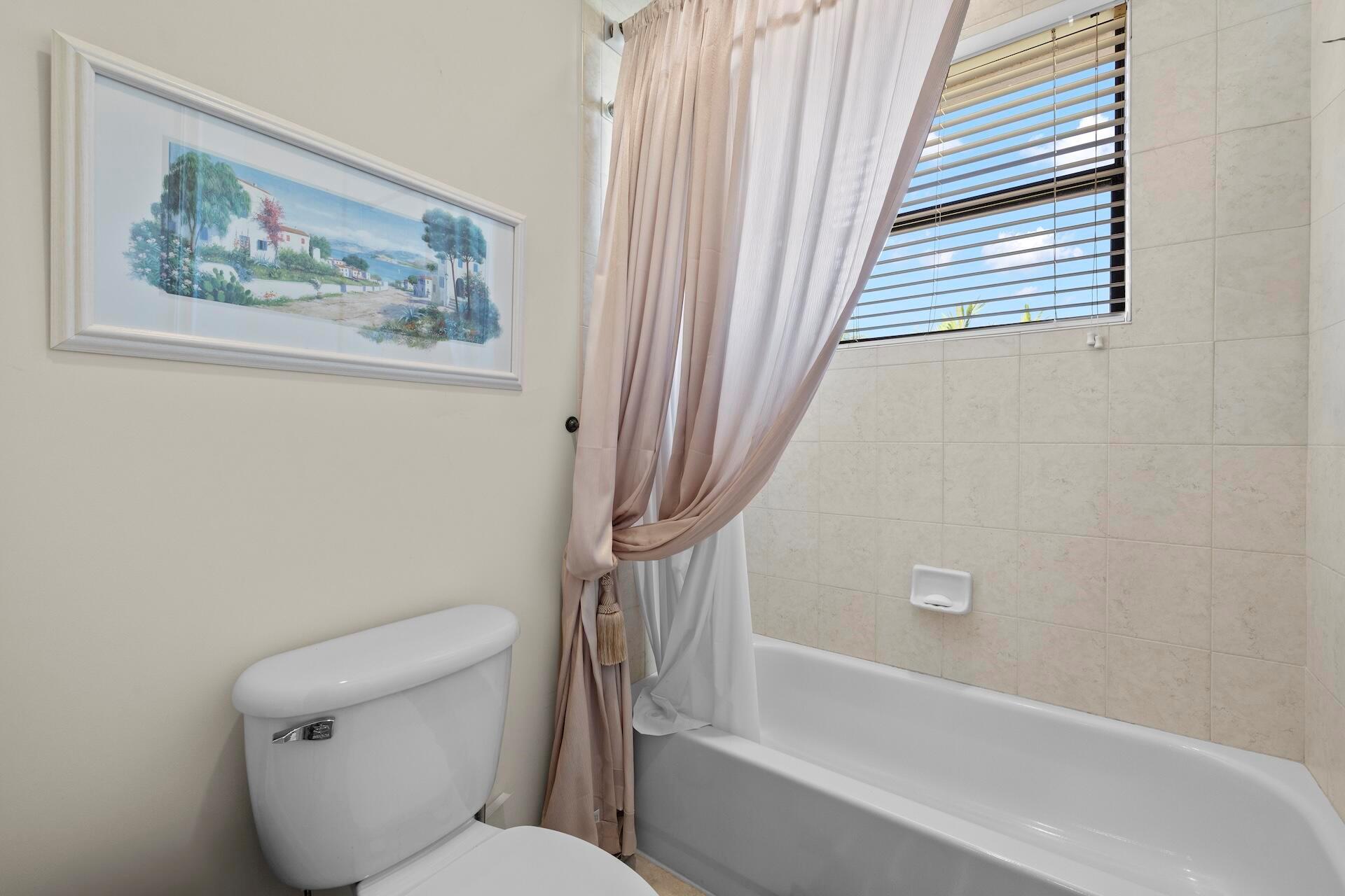 ISLES AT WELLINGTON 4 - Residential Lease