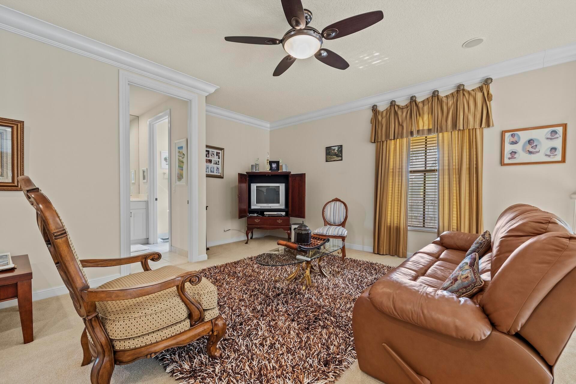 ISLES AT WELLINGTON 4 - Residential Lease