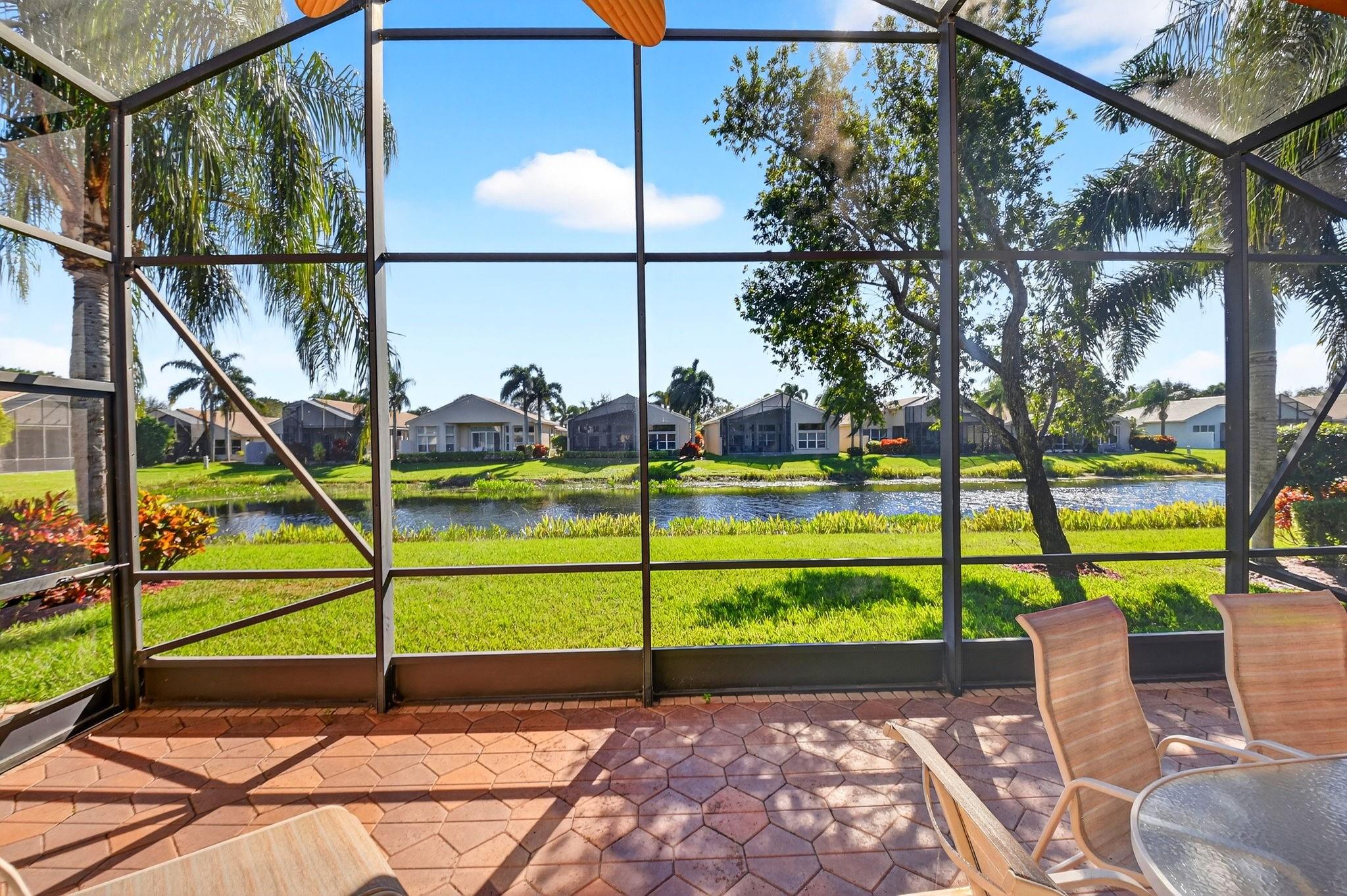 Valencia Shores 03 - Residential