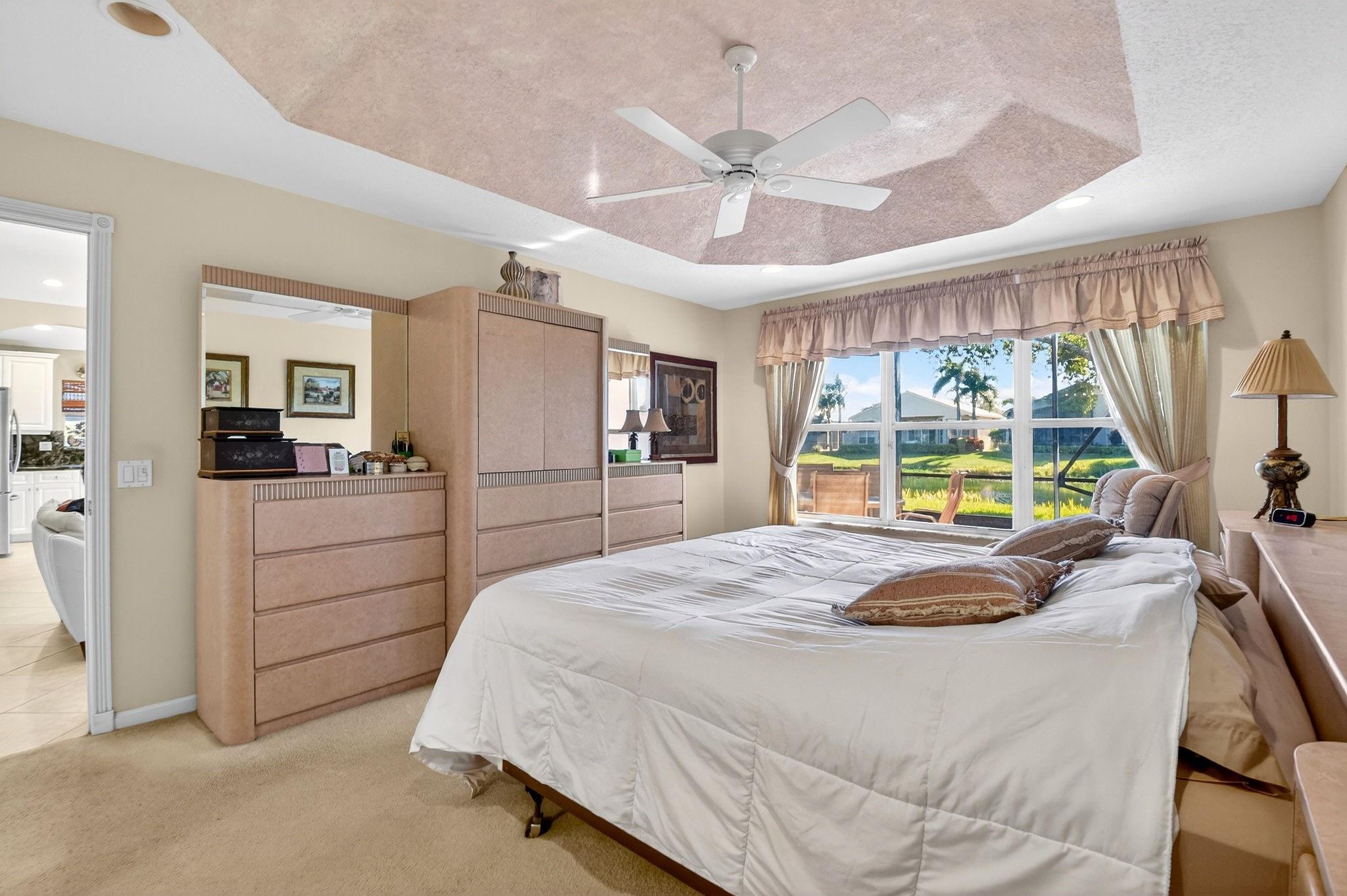 Valencia Shores 03 - Residential