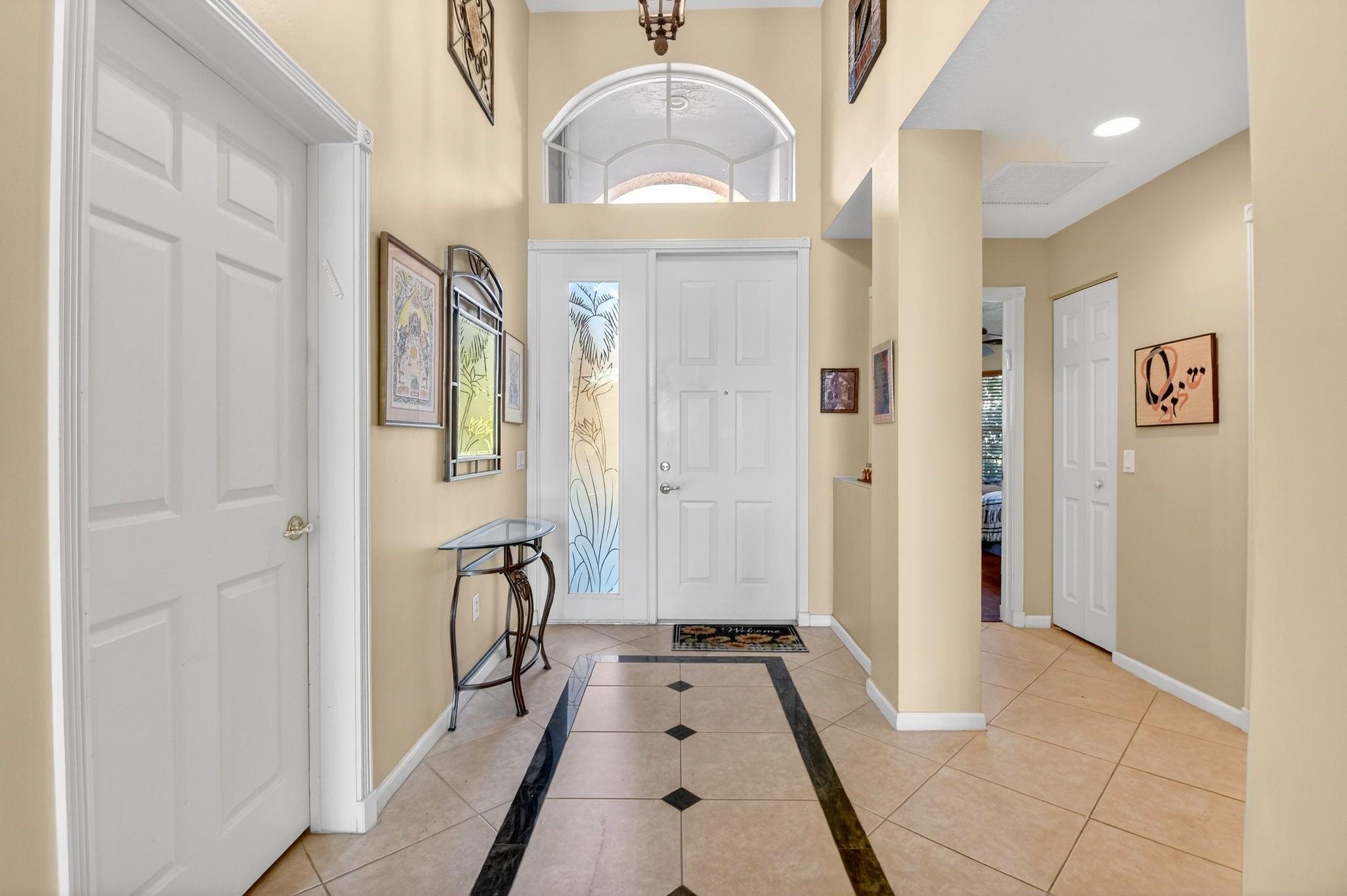 Valencia Shores 03 - Residential