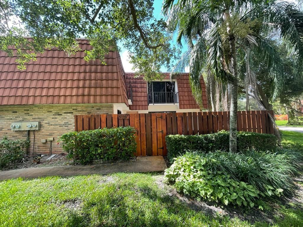 Photo of 3118 Spanish Wells Drive #15C, Delray Beach, FL 33445 (MLS # F10388929)